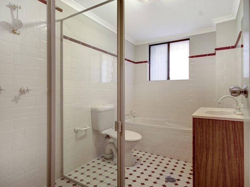 1/12-16 Short Road, Riverwood NSW 2210