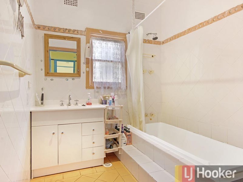 193 Stoney Creek Road, Beverly Hills NSW 2209