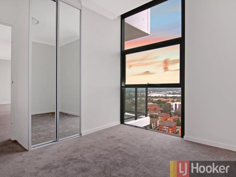 1608/420 Macquarie Street, Liverpool NSW 2170