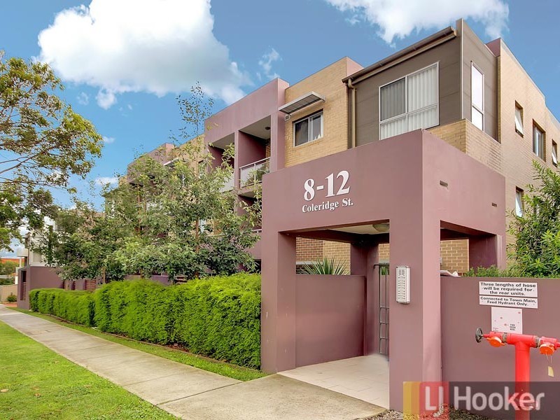 2/8-12 Coleridge Street, Riverwood NSW 2210
