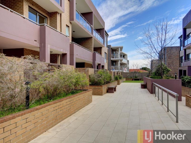 2/8-12 Coleridge Street, Riverwood NSW 2210