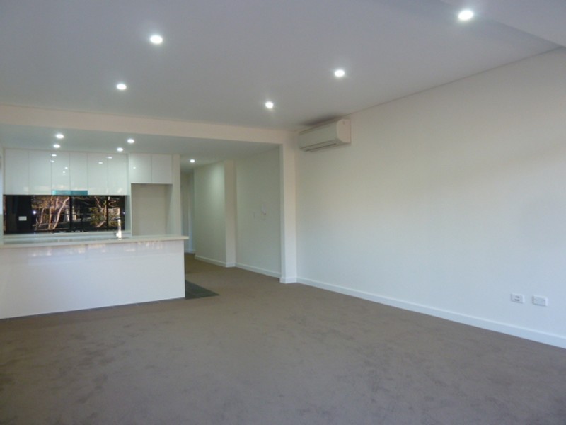 10/15 Pearce Avenue, Peakhurst NSW 2210