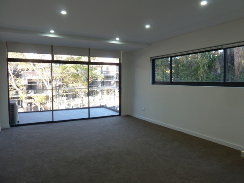 10/15 Pearce Avenue, Peakhurst NSW 2210