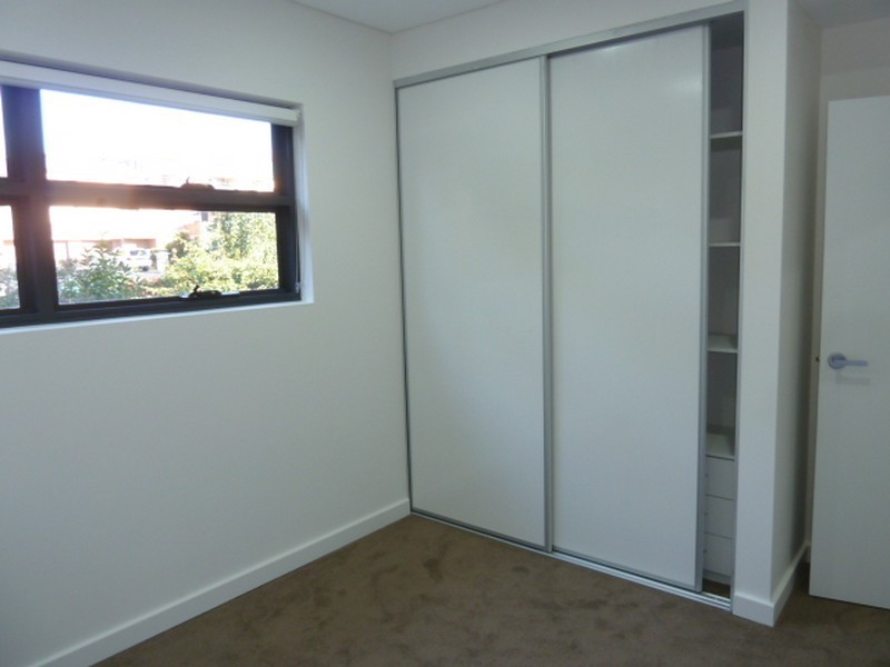 10/15 Pearce Avenue, Peakhurst NSW 2210