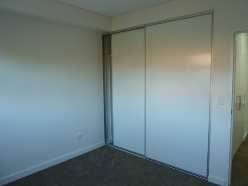 11/15 Pearce Avenue, Peakhurst NSW 2210