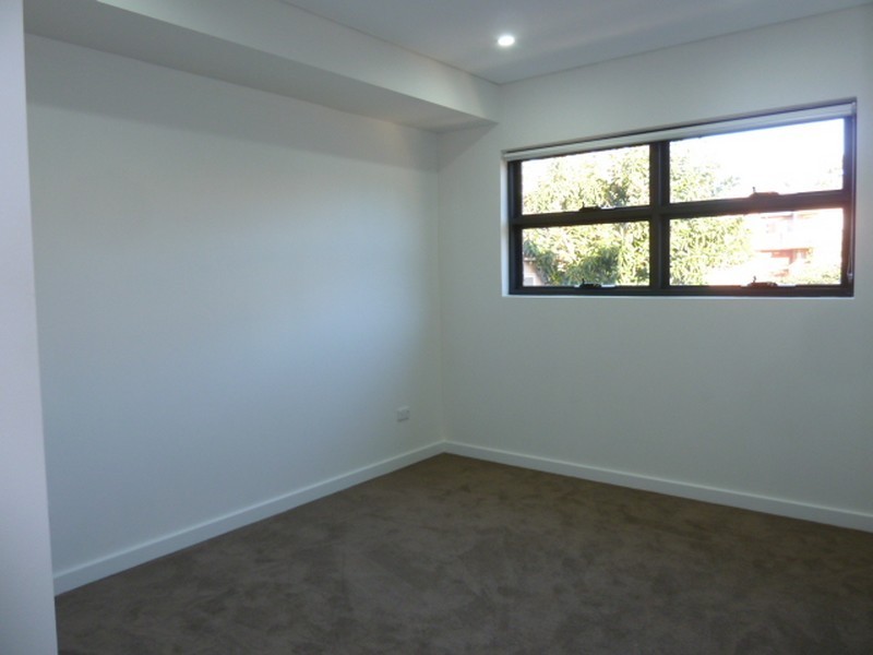 11/15 Pearce Avenue, Peakhurst NSW 2210