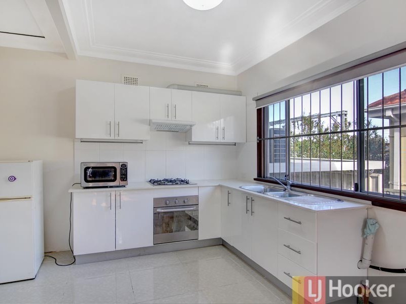 29 Fullerton Crescent, Riverwood NSW 2210