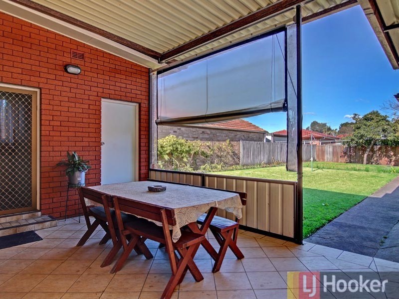 19 Cairns Street, Riverwood NSW 2210