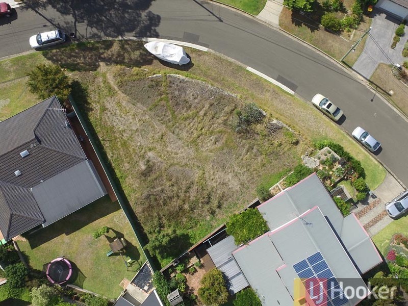 42 Waterside Parade, Peakhurst Heights NSW 2210