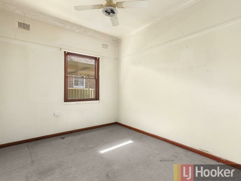 25 Carlton Parade, Punchbowl NSW 2196