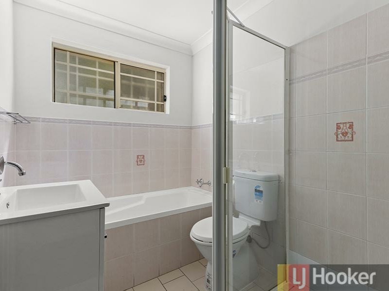 2/17 Coleridge Street, Riverwood NSW 2210