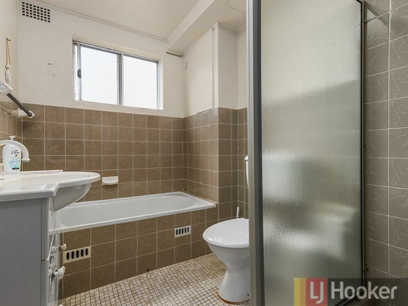 8/27 Argyle Street, Penshurst NSW 2222