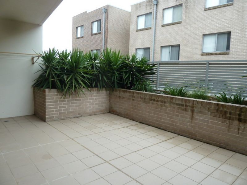 2/14-18 Coleridge Street, Riverwood NSW 2210