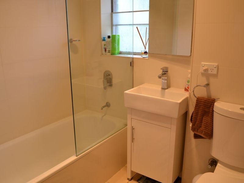 8/25 Victoria Avenue, Penshurst NSW 2222