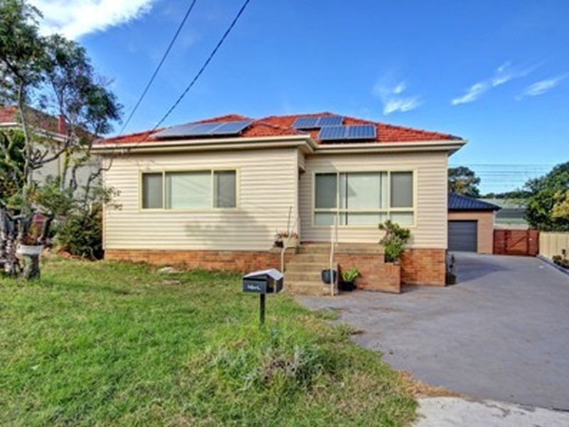 25 Fullerton Crescent, Riverwood NSW 2210