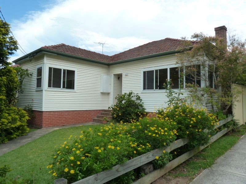 23 Weemala Avenue, Riverwood NSW 2210