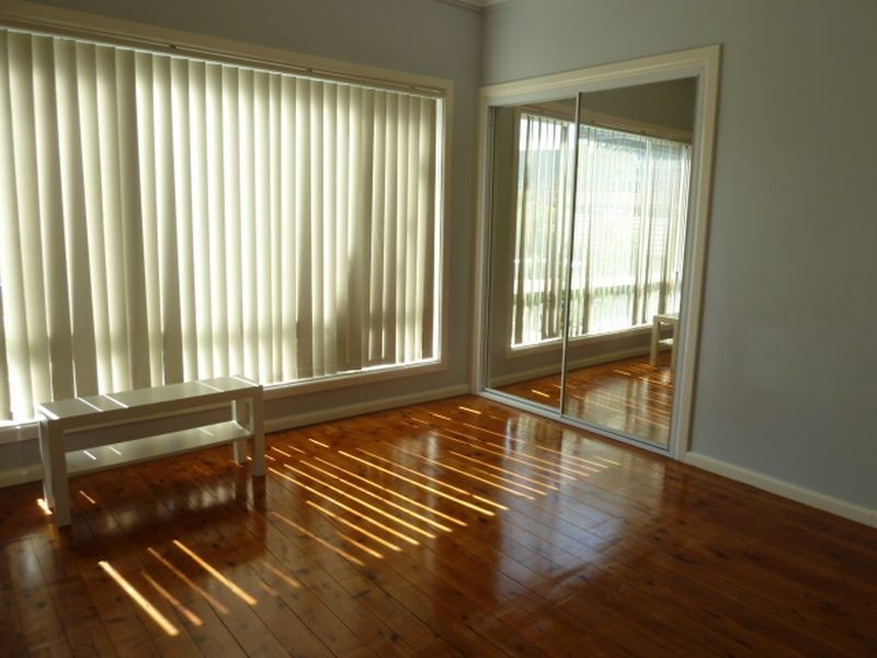 2 Sparkes Avenue, Mortdale NSW 2223