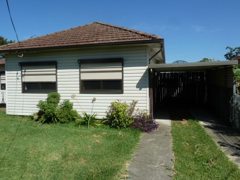 11 Bell Street, Riverwood NSW 2210