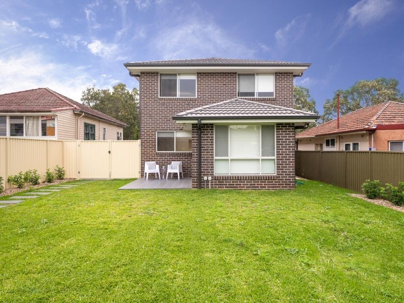 12 William Road, Riverwood NSW 2210