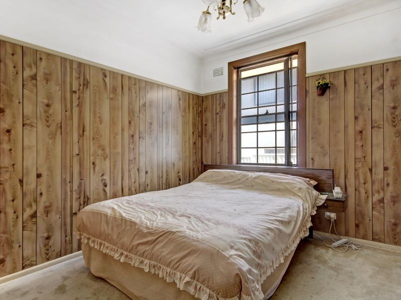 30 Hannans Road, Riverwood NSW 2210