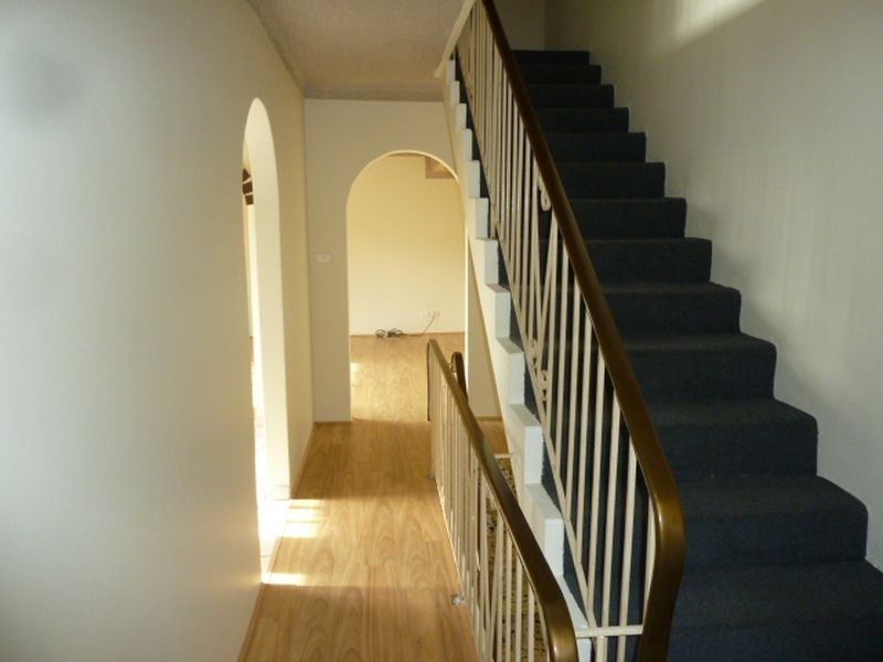 5/2-4 Macquarie Place, Mortdale NSW 2223