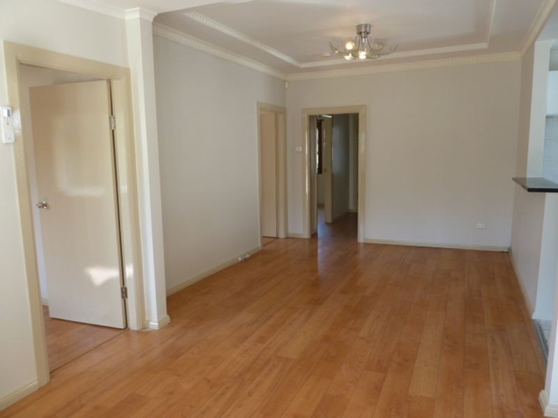 48 Universal Road, Mortdale NSW 2223