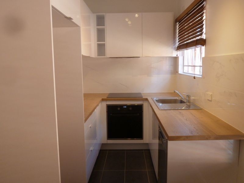 2/27 Parry Avenue, Narwee NSW 2209