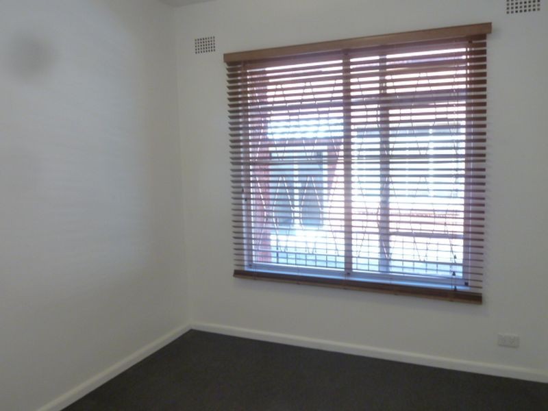 2/27 Parry Avenue, Narwee NSW 2209