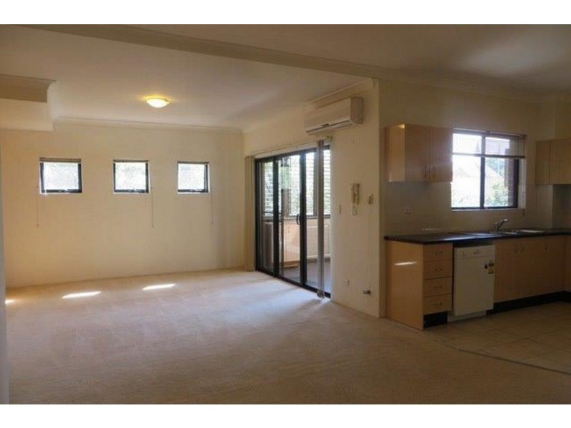 6/6-8 Morotai Avenue, Riverwood NSW 2210