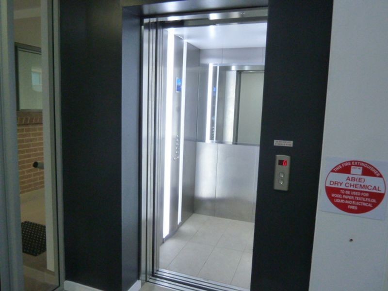 4/3-7 Gover Street, Peakhurst NSW 2210