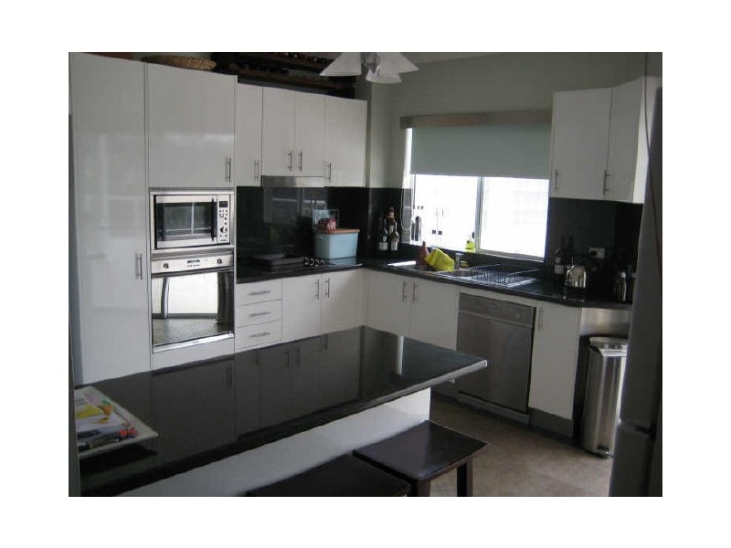 24/81 Woodlands Avenue, Lugarno NSW 2210