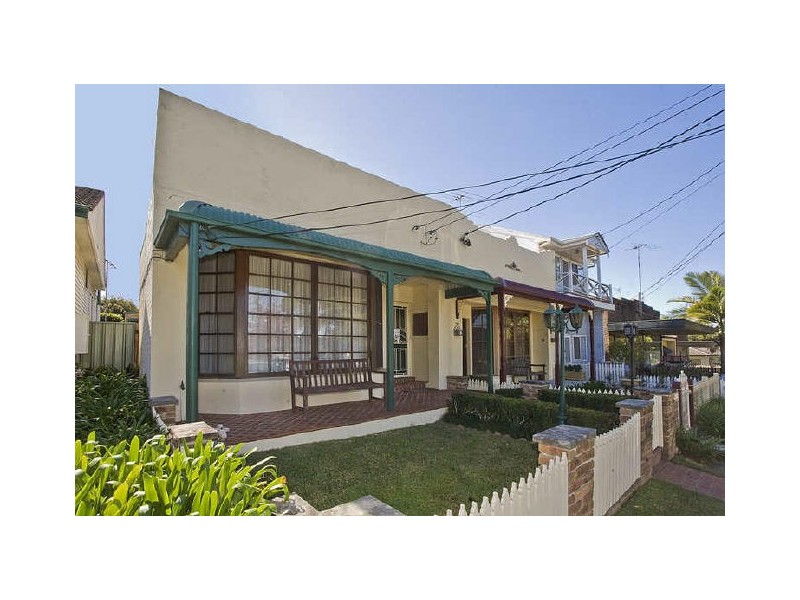 20 Balmoral Road, Mortdale NSW 2223