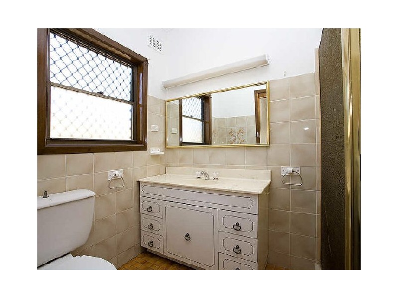 6 Neptune Street, Revesby NSW 2212