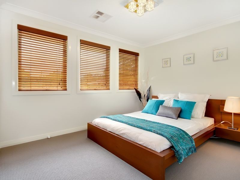 10A Clarendon Road, Peakhurst NSW 2210