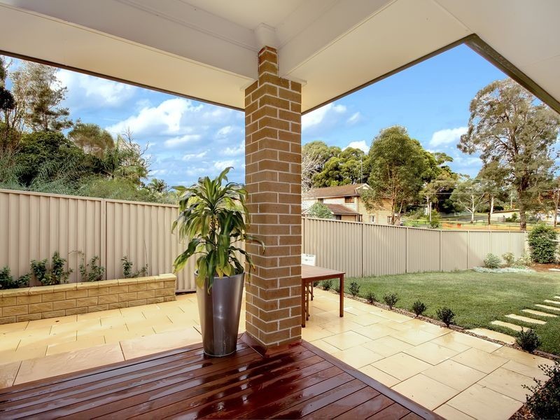 10A Clarendon Road, Peakhurst NSW 2210