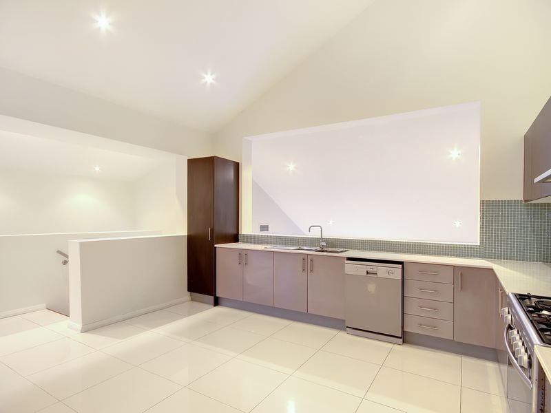 3/8 Collaroy Avenue, Peakhurst NSW 2210