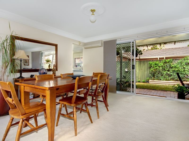 2/28 Samuel Street, Peakhurst NSW 2210