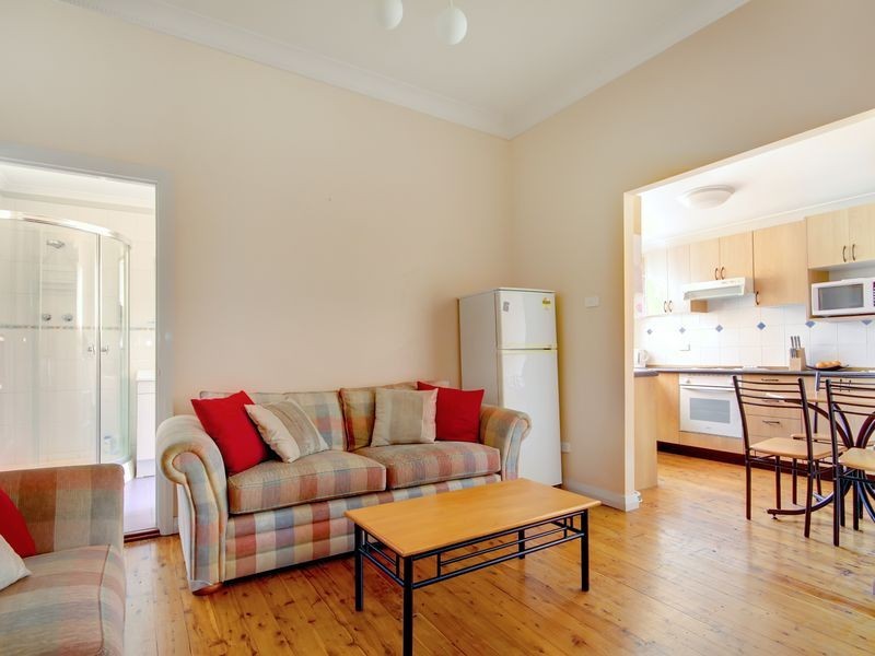 28 Henry Lawson Drive, Peakhurst NSW 2210