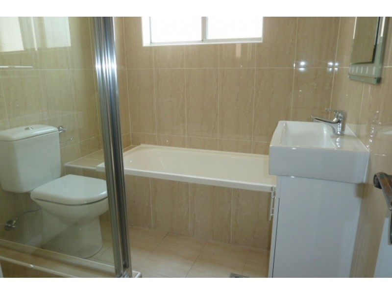 7/25 Graham Road, Narwee NSW 2209