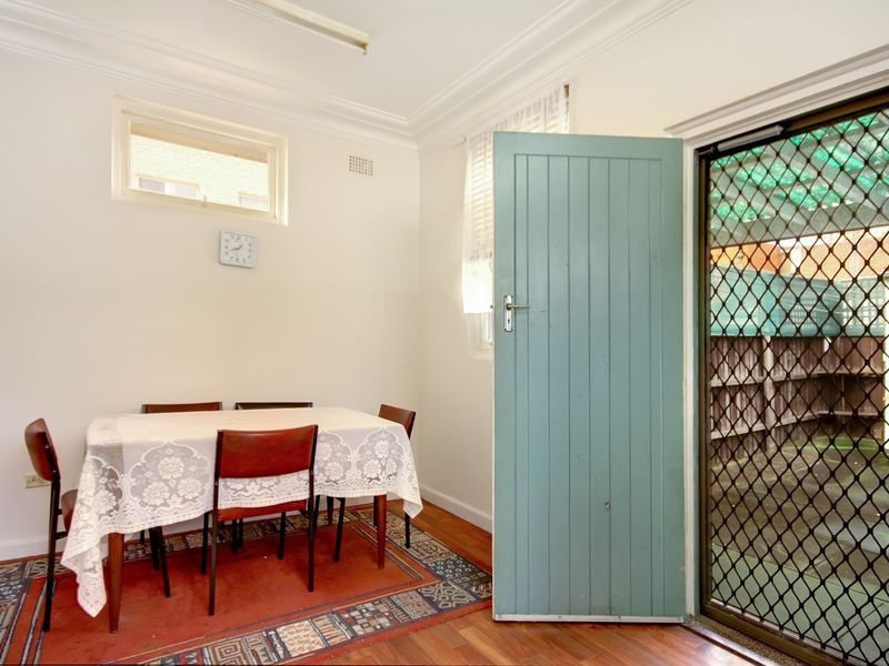 13 Macquarie Place, Mortdale NSW 2223