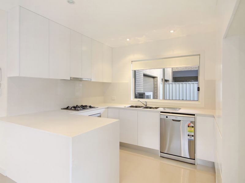 30B Samuel Street, Peakhurst NSW 2210