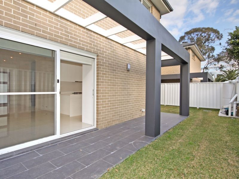 30B Samuel Street, Peakhurst NSW 2210