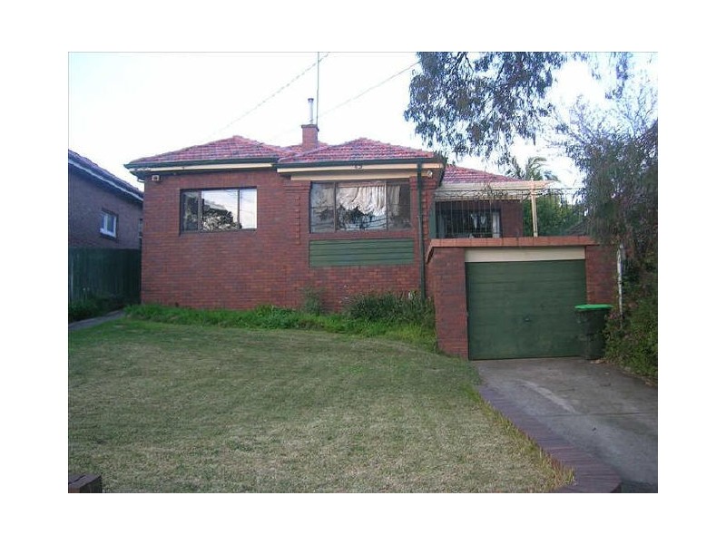 62 Grove Avenue, Penshurst NSW 2222