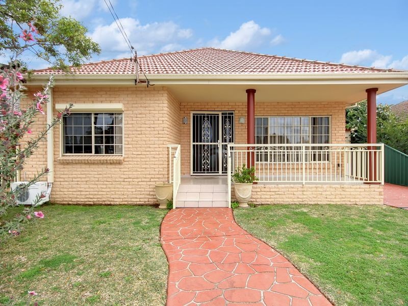 930 Forest Road, Peakhurst NSW 2210