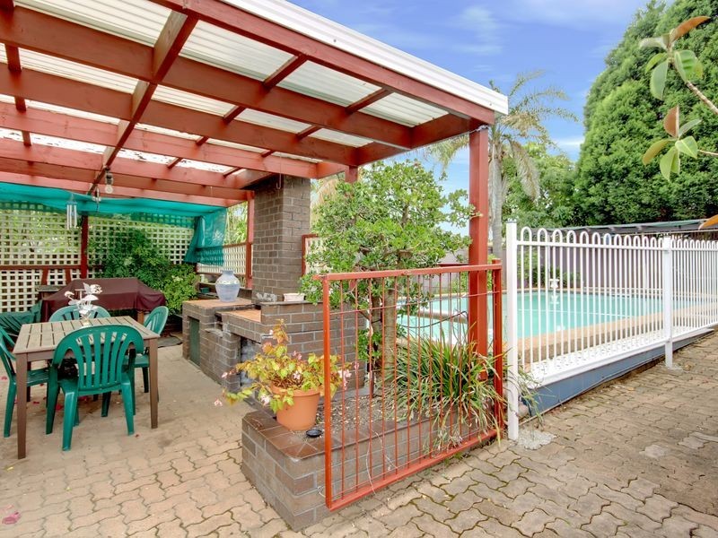 1 Prospect Road, Peakhurst NSW 2210