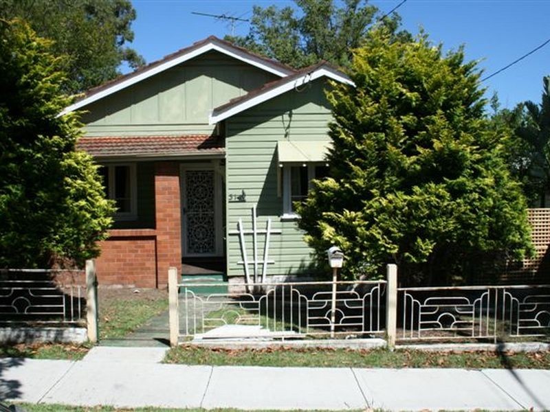 31 Newman Street, Mortdale NSW 2223