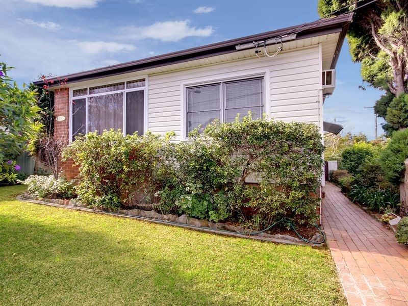71 Bonds Road, Peakhurst NSW 2210