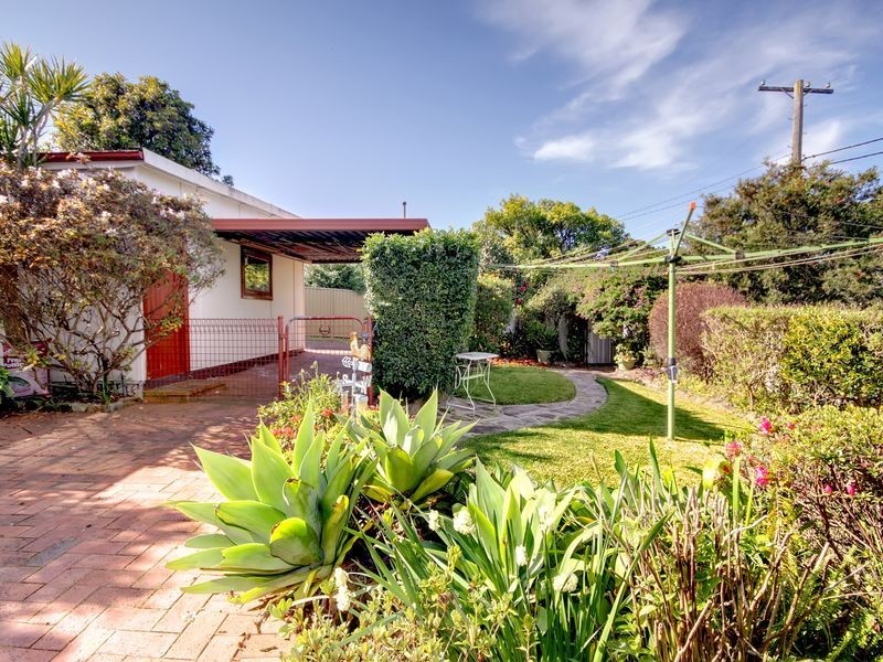 71 Bonds Road, Peakhurst NSW 2210