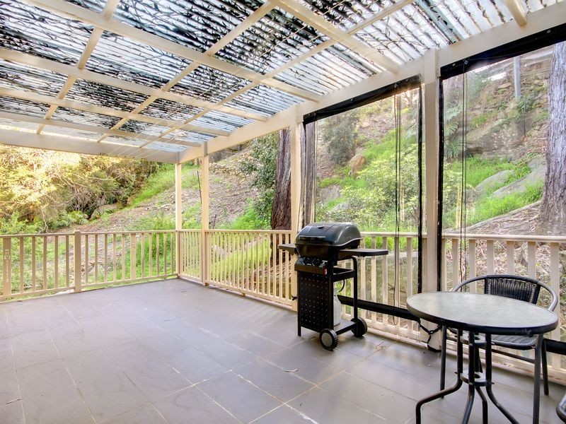 6B Booyong Avenue, Lugarno NSW 2210