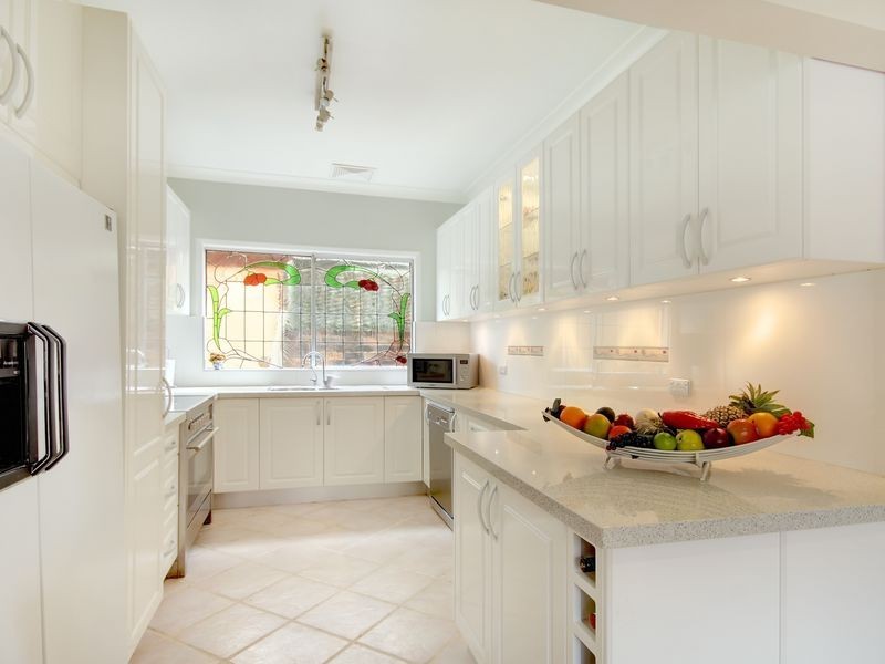 12 Milford Road, Peakhurst NSW 2210